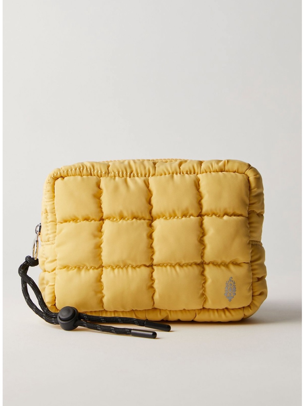 Quilted Make up Bag - Picture 2 of 5